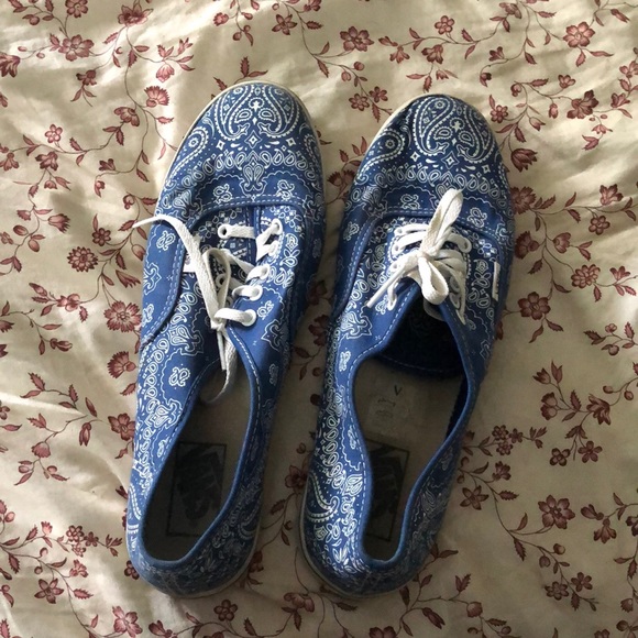 blue bandana vans